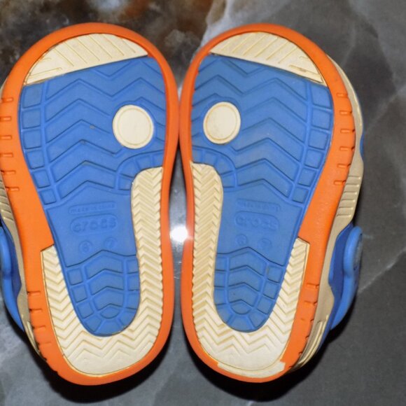 CROCS Front Court Clogs Toddler Size 6 - 7 Sea Blue / Orange - Picture 3 of 5